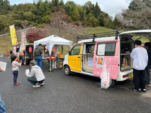 こども食堂クックキッチンたまかわ_絵付け体験_こわたま市