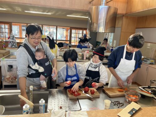 こども食堂クックキッチンたまかわ_玉川村の新米でおにぎりを作ろう