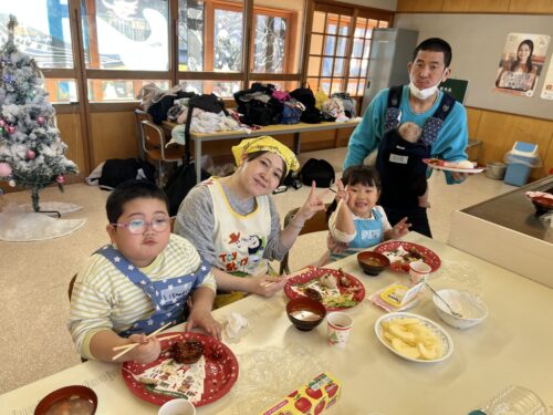こども食堂クックキッチンたまかわ_玉川村の新米でおにぎりを作ろう